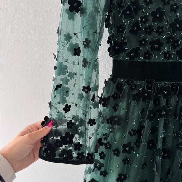 MAC DUGGAL Green Velvet Embellished Illusion Long Sleeve A Line Midi Dress 12 - Picture 11 of 13